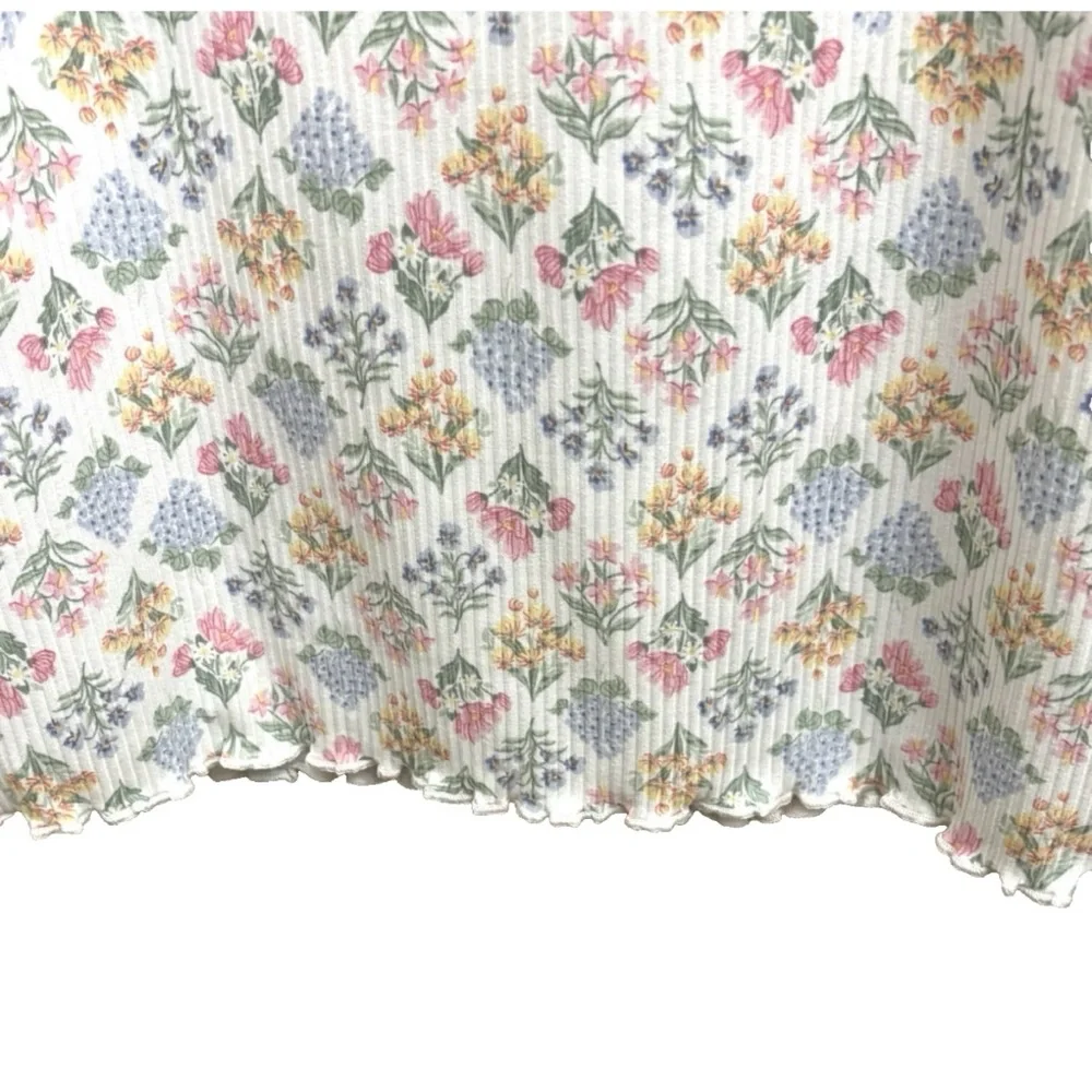 Laura Ashley ✖️features beautifully